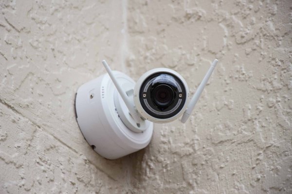 Tout ce que vous devez savoir sur les réglementations en matière de surveillance à domicile